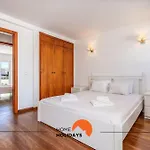 #229 Quinta Areias Garden & Feriehus *
